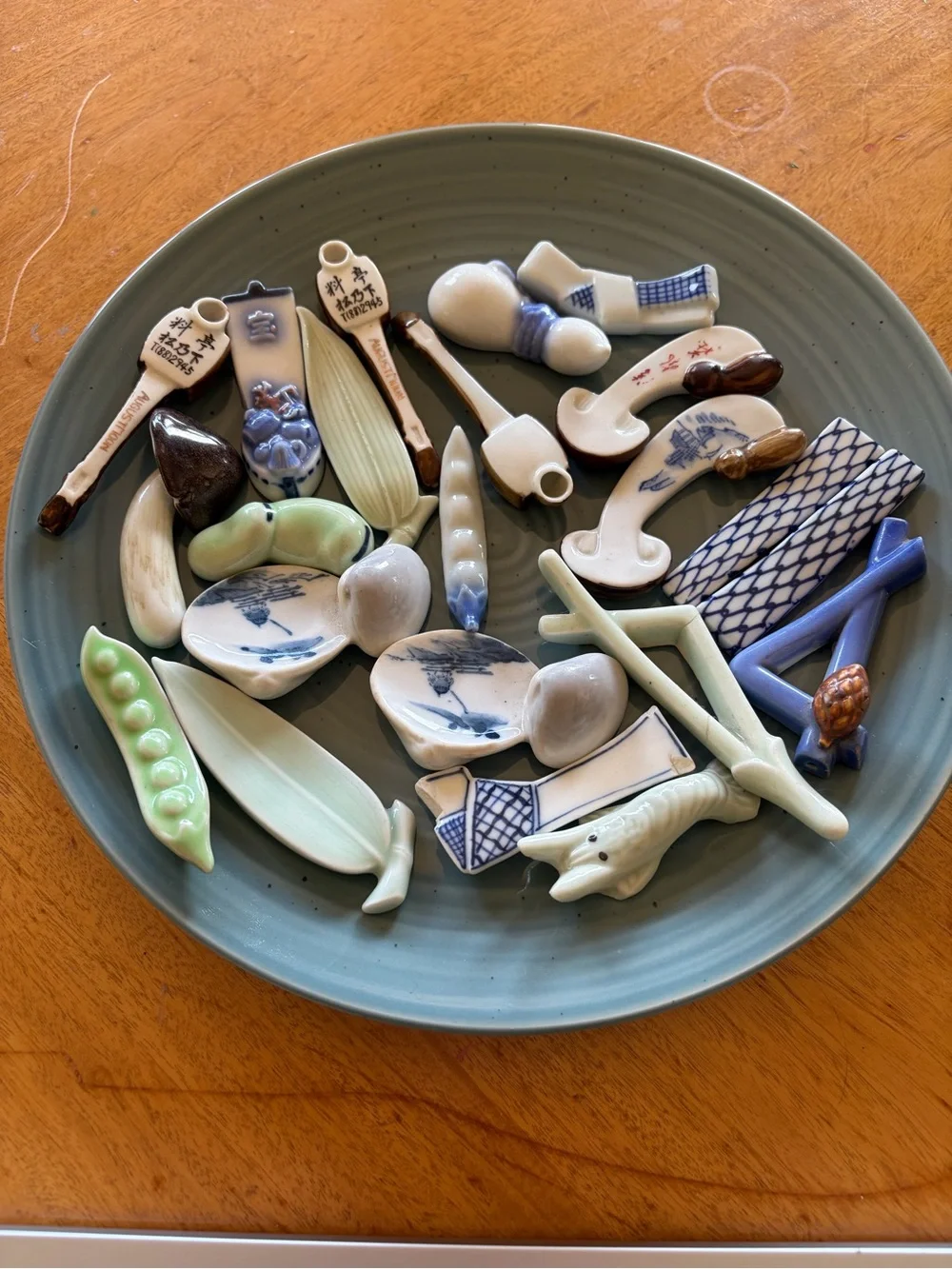 Green and Blue Ceramic Pea Pod Decorative Accent - Unbranded